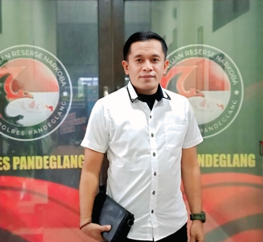 FOTO : DIREKTUR / CEO PERUSAHAAN 
MUHAMMAD LUTFI, SH