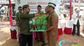Foto : Aktivis Kabupaten Tangerang, mempertanyakan transparansi Unit Pengelola Kegiatan (UPK) Kecamatan Solear
