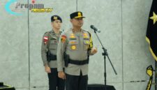 Foto : Kapolda Kalbar Irjen Pol Drs. Pipit Rismanto, S.I.K., M.H. memimpin langsung Upacara Sertijab Pejabat Utama dan Kapolres/Ta di jajaran Polda Kalbar