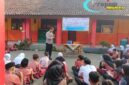 Foto : Polsek Cikupa melalui Bhabinkamtibmas Desa Pasir Jaya, Aipda Budiansyah, melaksanakan kegiatan sosialisasi kamtibmas dalam rangka Masa Pengenalan Lingkungan Sekolah (MPLS) 