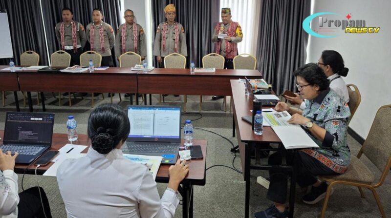 Foto : Kapolres Sintang AKBP Sanny Handityo, S.H, S.I.K., bersama Tim mengikuti Desk Evaluasi Pembangunan ZI Menuju WBK 