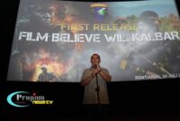 Foto : Pangdam XII/Tanjungpura, Mayjen TNI Jamallulael, S.Sos., M.Si., menonton bareng film 
