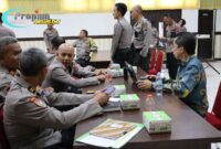 Foto : Kegiatan evaluasi terhadap kendaraan dinas operasional fungsi Sat Samapta dan Sat Binmas di Polresta Pontianak