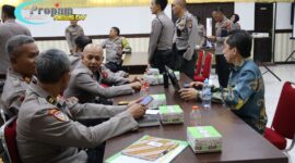 Foto : Kegiatan evaluasi terhadap kendaraan dinas operasional fungsi Sat Samapta dan Sat Binmas di Polresta Pontianak