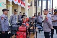 Foto : Kapolresta Pontianak melaksanakan pengecekan sarana dan prasarana penanggulangan karhutla yang dimiliki Polresta Pontianak