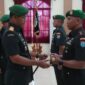 Foto : Komandan Korem 121/Abw memimpin langsung pelaksanaan upacara Serah Terima Jabatan (Sertijab)