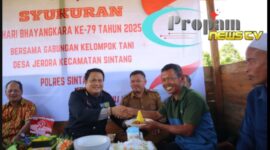 Oplus_0