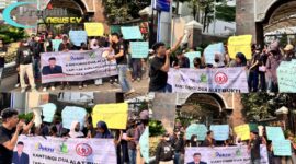 Foto : FSMB Zona Jakarta kembali menggelar aksi unjuk rasa di depan Gedung Kejaksaan Agung Republik Indonesia