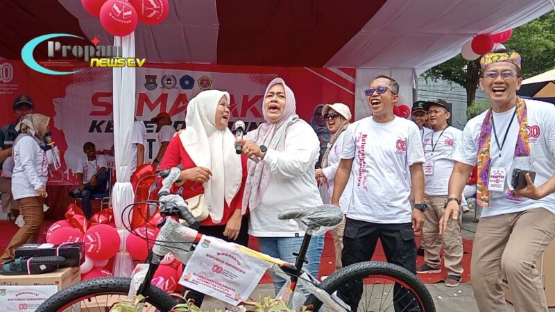 Foto : Kelurahan Sukamulya gelar jalan santai dan berbagi doorprize