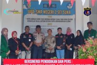 Foto : Kepala Sekolah UPT SMP Negeri 2 Sei Suka, Imanto, S.Pd, didampingi Wakil Kepala Sekolah Lutaria Sembiring, menerima kunjungan silaturahmi dari insan pers di lingkungan sekolah