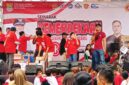 Foto : Karnaval dan Panggung Hiburan meriah yang dipusatkan di Jalan Avenue Citra Raya