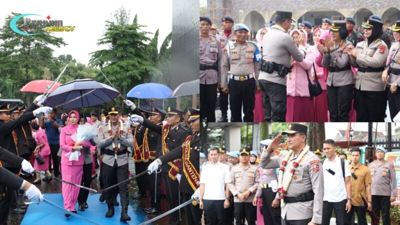 Foto : Prosesi pelepasan Kapolda lama Irjen Pol Suyudi Ario Seto, melalui Upacara Pedang Pora bertempat di Lapangan Apel Polda Banten