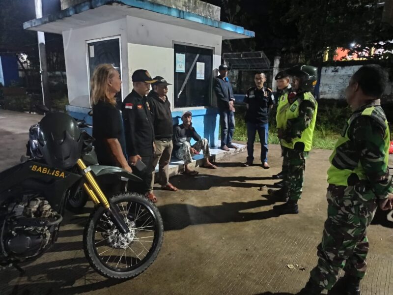Foto : Koramil 0111/Pagelaran Kodim 0601/Pandeglang menggelar patroli bersama dengan berbagai komponen masyarakat