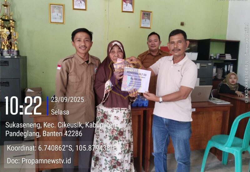 Foto : Penyaluran Bantuan Langsung Tunai (BLT) triwulan lll (tiga) Dana Desa (DD) untuk bulan July, Augustus dan September tahun 2025