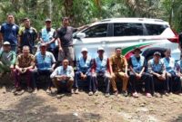 Foto : Warga Desa Parungkokosan mengapresiasi pemerintah desa atas pengadaan mobil siaga