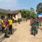 Foto : Koramil 01/kapuas Kodim 1204/Sanggau bersama polri, pemuda pancasila, lingkungan hidup dan Batalyon TP 833/BD melaksanakan kegiatan pembersihan dalam rangka bhakti sosial
