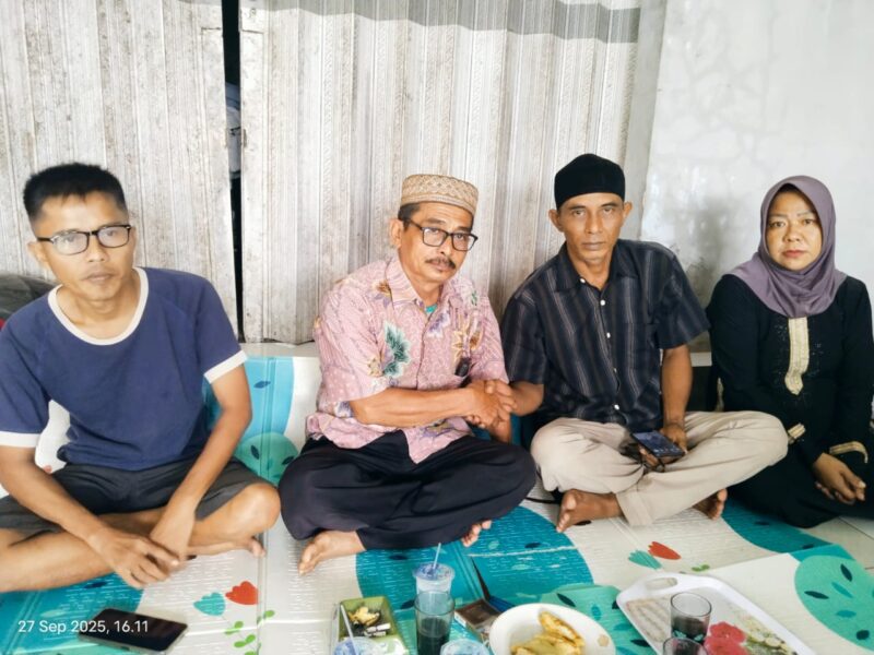Foto : Klarifikasi Dugaan Upaya Penggelapan Mobil warga jiput yang diduga digadaikan