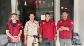 Foto : Ketua GWI DPC Pandeglang, Reynold Kurniawan, Jaka Somantri, Sekretaris Jenderal AWDI DPC Pandeglang
