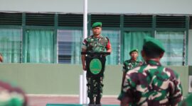 Foto : Dandim 1204/Sanggau Letkol kav Slamet purwanto pimpin upacara Korp Raport kenaikan pangkat