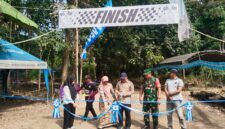 Foto : Wakil Bupati Hulu Sungai Tengah, Ustadz Gusti Rosyadi Ilmi, Lc resmi membuka Kejuaraan Mini Cross Benua Enam