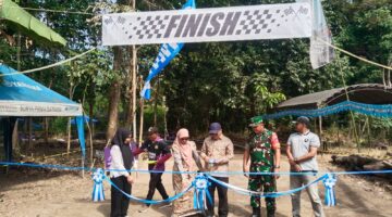 Foto : Wakil Bupati Hulu Sungai Tengah, Ustadz Gusti Rosyadi Ilmi, Lc resmi membuka Kejuaraan Mini Cross Benua Enam