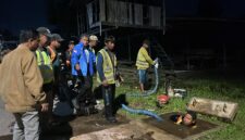 Foto : PAM Bandarmasih tindak lanjuti terkait keluhan air keruh dan juga air yang tidak mengalir pasca pembersihan pipa dia 630 mm yang ada di Jalan Gerilya