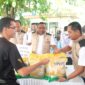 Foto : Ditreskrimsus Polda Kalimantan Selatan menggelar Gerakan Pangan Murah di kawasan Mesjid Raya Sabilal Muhtadin, Banjarmasin