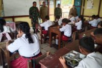 Foto : Kegiatan pemantauan Pembagian Makan Bergizi Gratis di SPPG MBG di Jl Lintas Bodok, Kecamatan Parindu, Kabupaten Sanggau