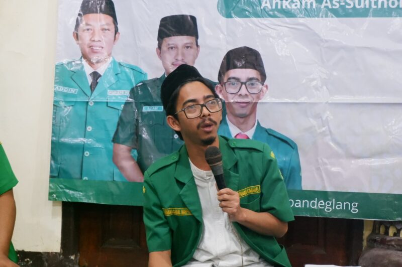 Foto : Ketua PC GP Ansor Pandeglang, H. Ahmad Sahal Mahfudz