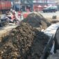 Foto : Pelaksanaan drainase di wilayah Pasar Patrol, Kecamatan Patrol, Kabupaten Indramayu