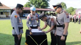 Foto : Polres Banjar melakukan Sertijab sejumlah pejabat utama dan kapolsek jajaran