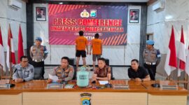 Foto : Konferensi pers pengungkapan kasus penipuan berkedok perekrutan karyawan PT Jhonlin Baratama bertempat di Mapolres Balangan