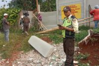 Foto : Penutupan dua titik Pintu Akses Buang Sampah yang berlokasi di wilayah Desa Talagasari