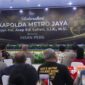 Foto : Kapolda Metro Jaya Irjen Pol Asep Edi Suheri saat bersilaturahmi dengan wartawan, di Balai Pertemuan Metro Jaya (BPMJ), Jakarta