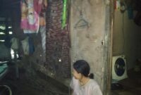 Foto : Rabin, warga Kampung Mekarsari RT 42 RW 9, kepala rumah tangga dengan 3 anak