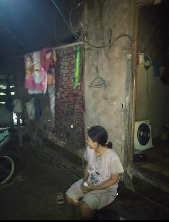 Foto : Rabin, warga Kampung Mekarsari RT 42 RW 9, kepala rumah tangga dengan 3 anak