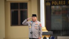 Foto : Wakapolda Banten Brigjen Pol Drs. Hendra Wirawan, S.I.K., M.H. pimpin langsung apel persiapan pengamanan yang digelar di Halaman Mapolres Pandeglang