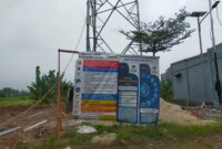 Foto : Pembangunan menara telekomunikasi milik Indosat yang berlokasi di Desa Sukamulya, Kecamatan Sukamulya, Kabupaten Tangerang