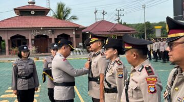 Foto : Polres Balangan gelar serah terima jabatan pejabat utama di wilayah hukum Polres Balangan, kegiatan ini dilaksanakan di Lapangan Apel Mako Polres Balangan
