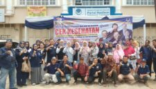 Foto : Dalam rangka memperingati HUT ke-14, Partai Nasdem menggelar program pemeriksaan kesehatan gratis di seluruh indonesia