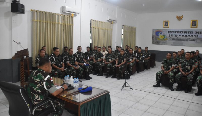 Foto : Polisi Militer Kodam (Pomdam) XII/Tanjungpura menggelar Bimbingan Teknis (Bimtek) Mengemudi bertempat di aula Makodam XII/Tpr