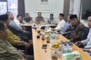 Foto : kegiatan Rapat Koordinasi bersama 12 Kepala Desa dan Forkopimcam Citeureup tentang Kesiapan melaksanakan Kegiatan Ketahanan Pangan di ruangan kerja Kapolsek Citeureup