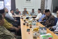Foto : kegiatan Rapat Koordinasi bersama 12 Kepala Desa dan Forkopimcam Citeureup tentang Kesiapan melaksanakan Kegiatan Ketahanan Pangan di ruangan kerja Kapolsek Citeureup