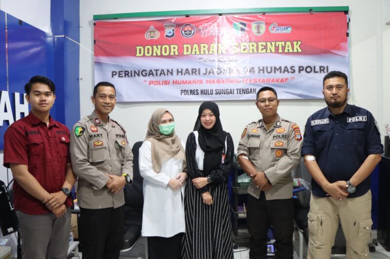 Foto : Kegiatan sosial berupa donor darah serentak, bertempat di Unit Transfusi Darah RSUD H. Damanhuri Barabai, Kabupaten Hulu Sungai Tengah