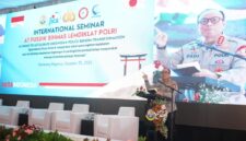Foto : Seminar Internasional bertema 'Optimalisasi Peran Polisi dan Masyarakat dalam Pencegahan Kejahatan Guna Terciptanya Keamanan Lingkungan dan Peningkatan Produktivitas Masyarakat Menuju Ketahanan Pangan Nasional'