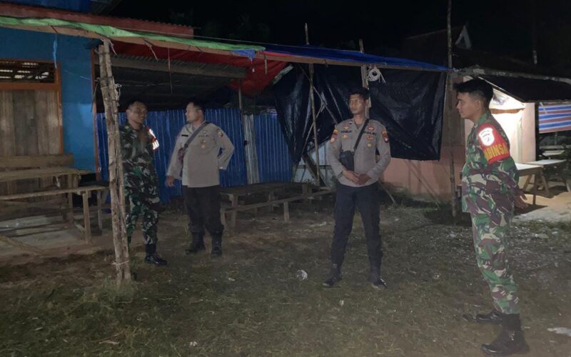 Foto : Jajaran Polsek Serawai melaksanakan kegiatan Patroli Cipta Kondisi di wilayah hukumnya