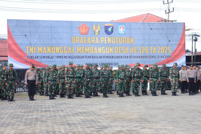 Foto : Upacara penutupan program TNI Manunggal Membangun Desa (TMMD) ke-126 tahun 2025