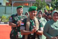 Foto : Acara penyambutan Komandan Kodim (Dandim) baru yang di gelar di ma kodim 1208/Sambas Jalan Tabrani, Desa Lumbang, Kec. Sambas, Kab. Sambas