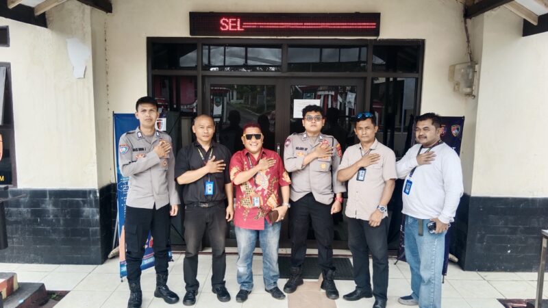 filter: 0; jpegRotation: 0; fileterIntensity: 0.000000; filterMask: 0; module:1facing:0; 
hw-remosaic: 0; 
touch: (-1.0, -1.0); 
modeInfo: ; 
sceneMode: NightHDR; 
cct_value: 0; 
AI_Scene: (-1, -1); 
aec_lux: 0.0; 
hist255: 0.0; 
hist252~255: 0.0; 
hist0~15: 0.0;